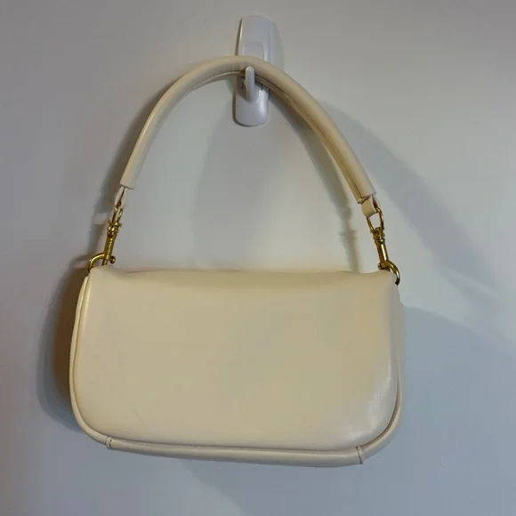 NWOT 🌲 Coach Pillow Tabby Crossbody/Handbag in Soft Marshmallow Leather - Picture 5 of 13